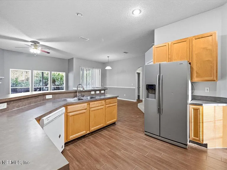 8871 Canopy Oaks Dr — Photo 47