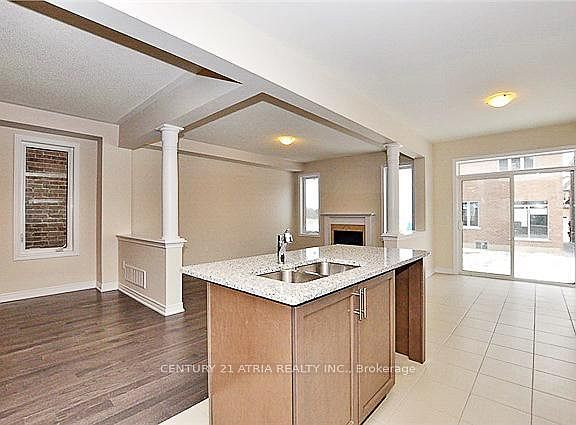 5th image of 4 Applegate Dr