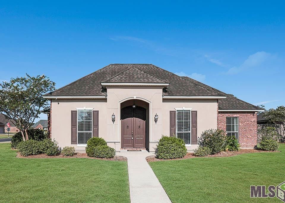 1st image of 15177 Chrissy Dr