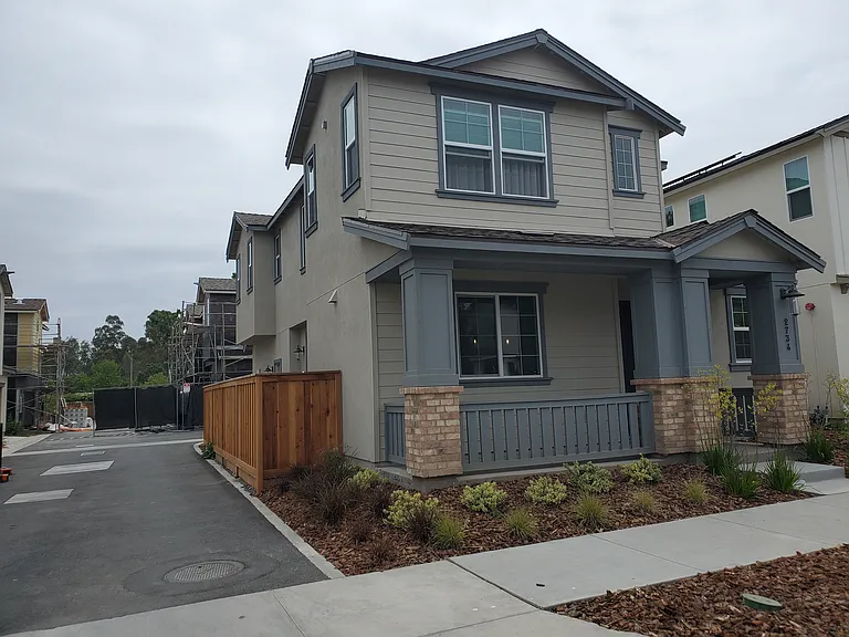 2734 Bella Cir — Photo 11