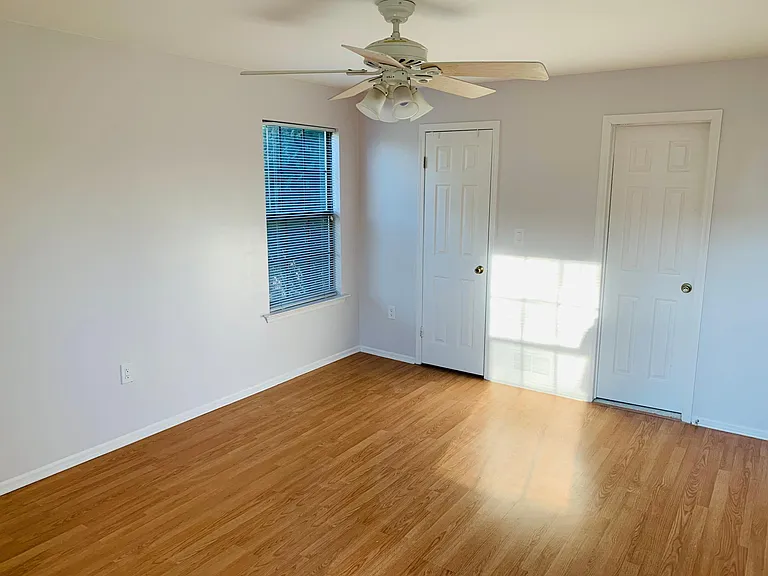 1 Fairway Ct — Photo 17