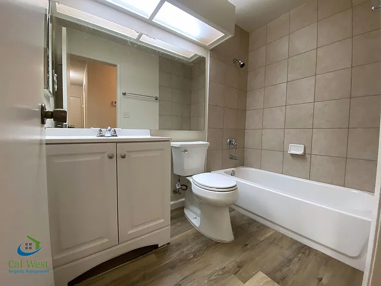 421 Gwinn Ct — Photo 25