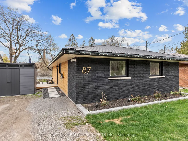 87 Cedar Dr — Photo 1