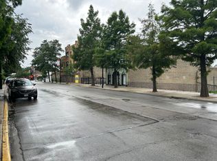 8824 S Commercial Ave, Chicago, IL 60617