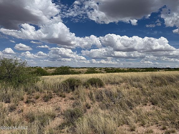 3rd image of 1369 S Cattlemans Loop #181
