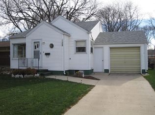 517 Spruce St, Cherokee, IA 51012