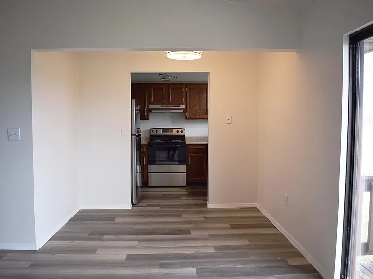 2600 Woodwind Ct — Photo 5