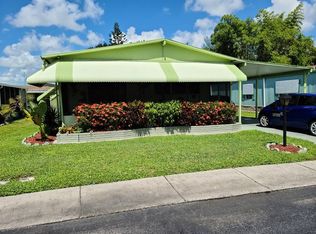 15853 Shell Crest Dr, North Fort Myers, FL 33917