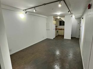 996 Queen St E #4-01, Toronto, ON M4M 1K1