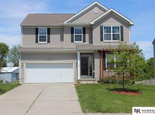 10710 King St, Omaha, NE 68122