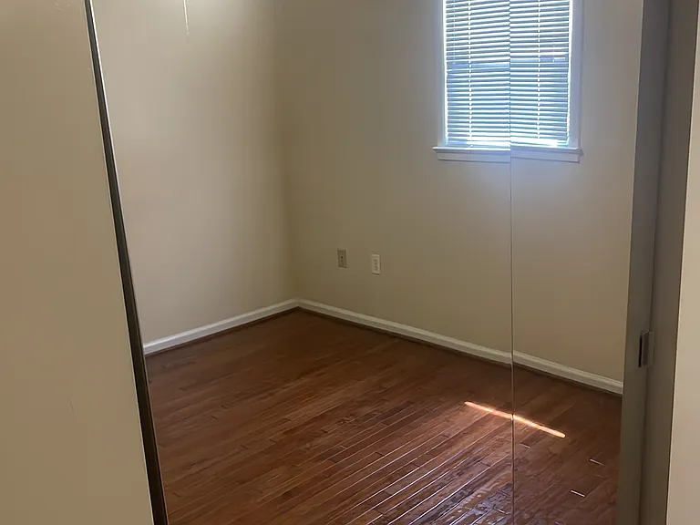 4311 Hendricks Dr — Photo 13
