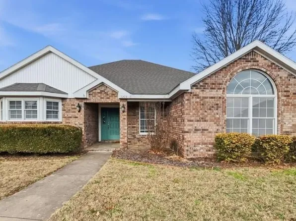 3204 Peach Blossom, Bentonville, AR 72712