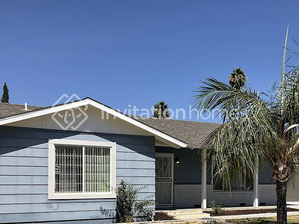 41612 Mayberry Ave