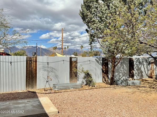 tucson-arizona-448592735 picture