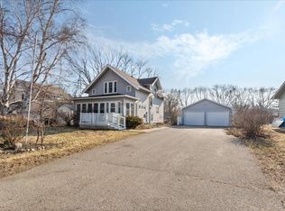 1613 9th St SW, Willmar, MN 56201