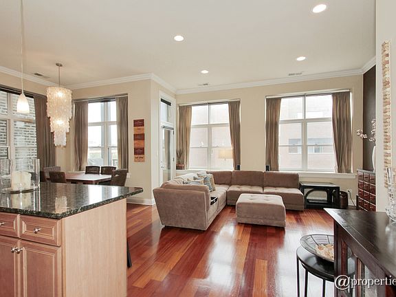 Living Room/Dining Room