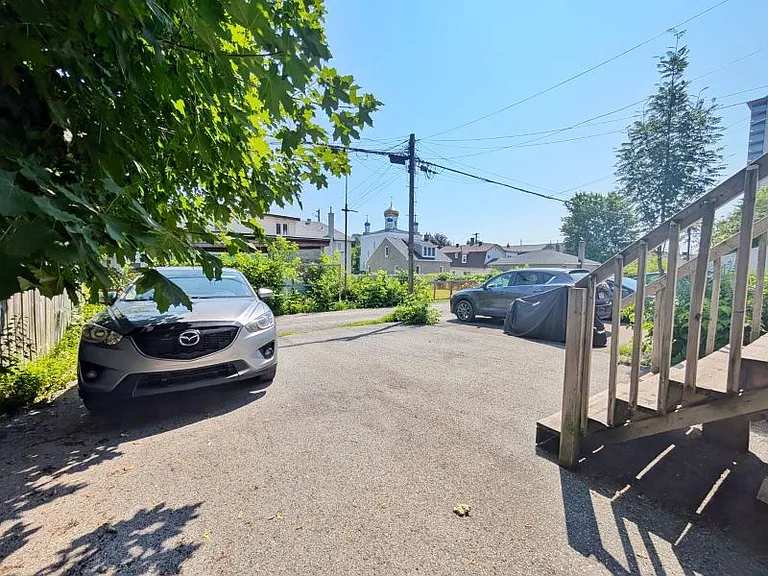 115 Carruthers Ave #3 — Photo 9