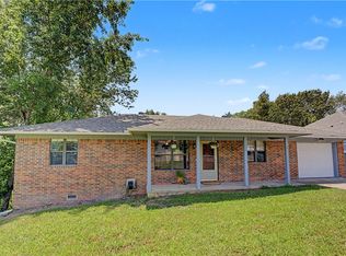 8 Dillow Ln, Bella Vista, AR 72714