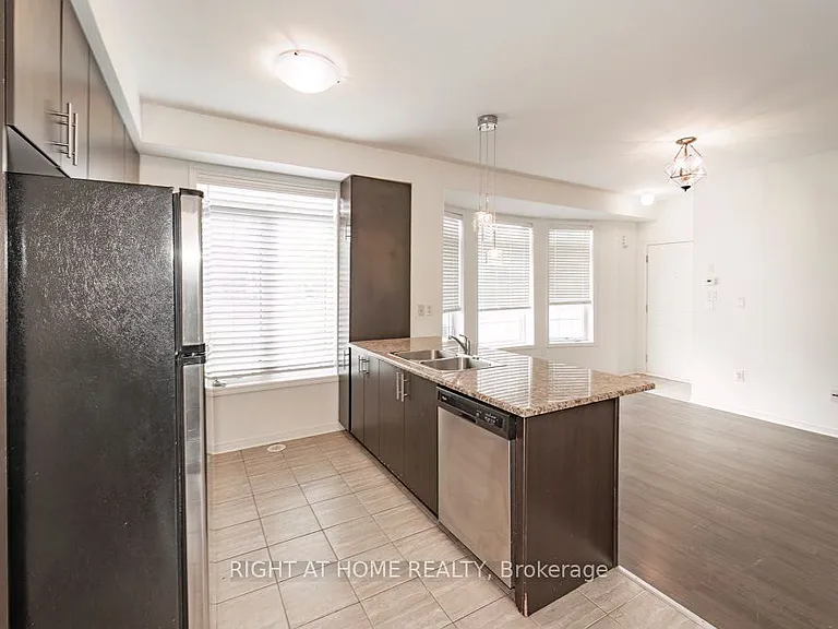 401 Beechgrove Dr #61 — Photo 7