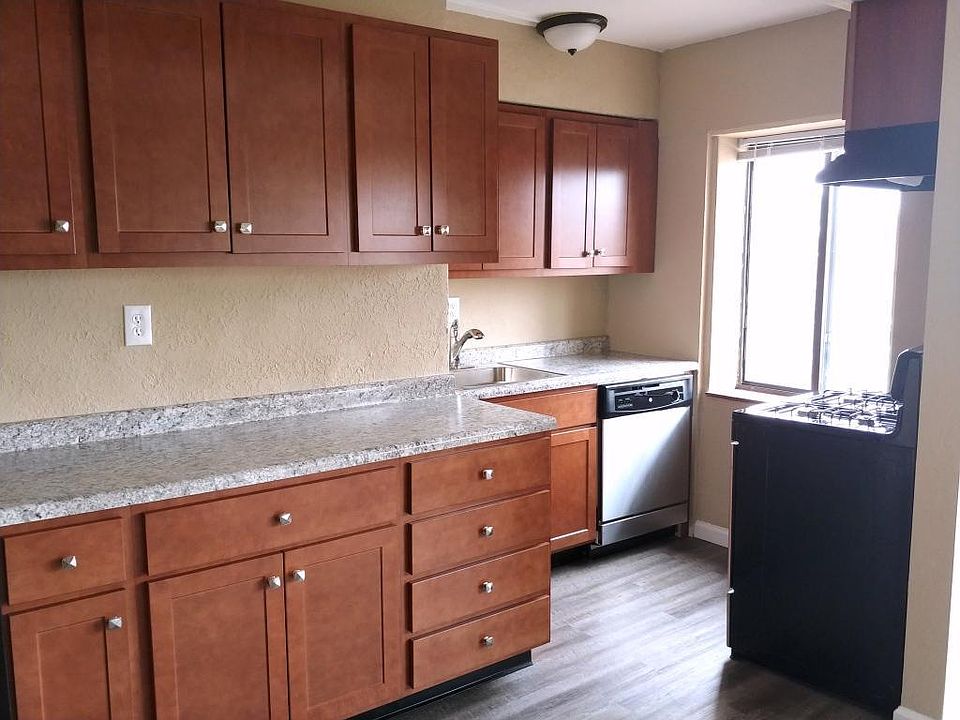 Kitchen in a 2 bedroom