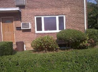 7645 170th St, Fresh Meadows, NY 11366