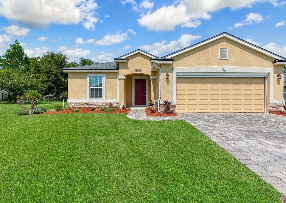 1st image of 270 Parkwood Cir
