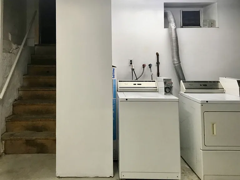 35 Parsons St #B — Photo 10