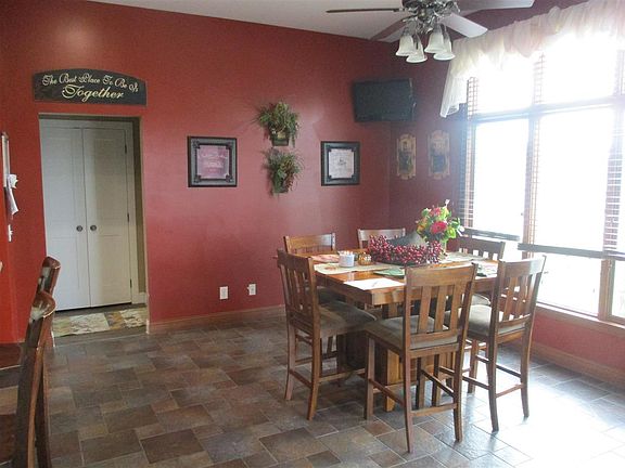 4th image of 4311 Country Club Ln