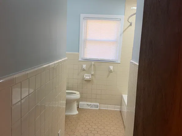 217 Starview Ln, Dallas, NC 28034