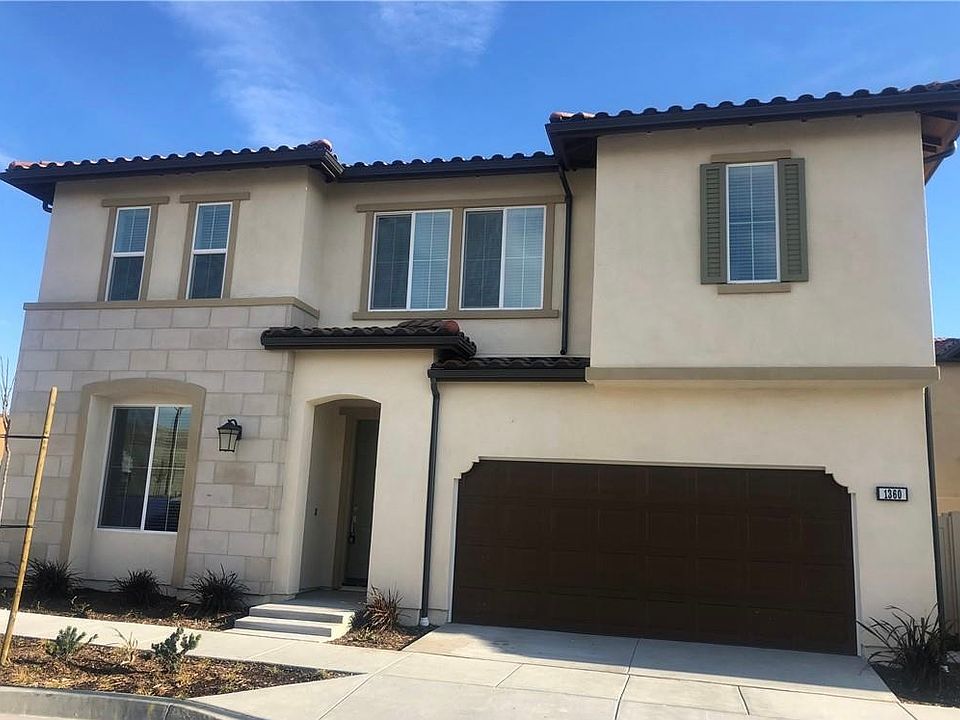 1st image of 1360 Vista Viejo Way