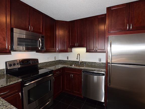 3rd image of 1660 N Prospect Ave Unit 1501
