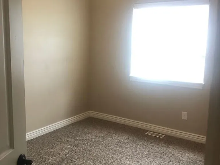 533 Countryside Ave — Photo 15
