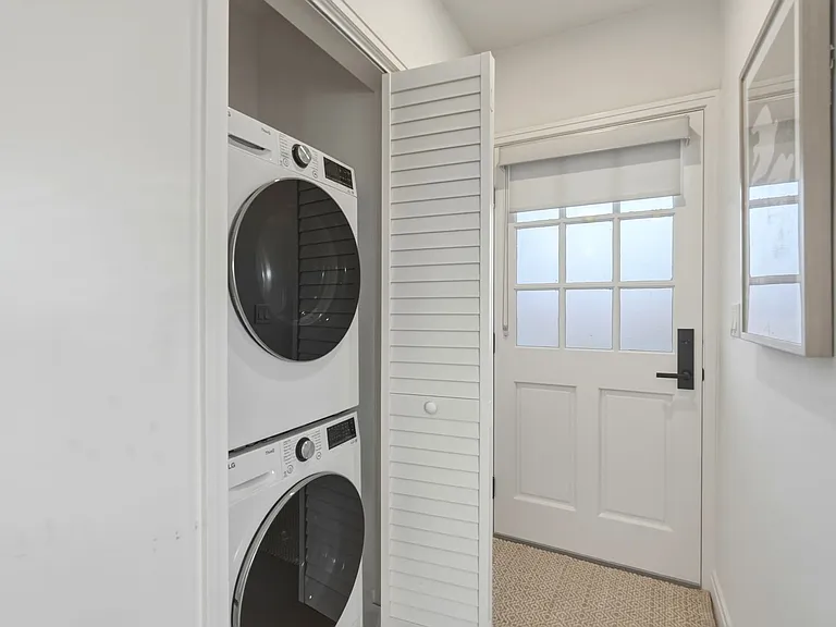 720 21st Street (Anza 20720, LLC) — Photo 17