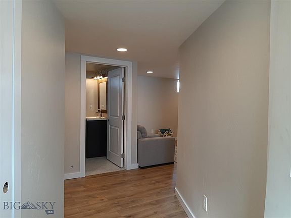 4th image of 506 S 8th St
