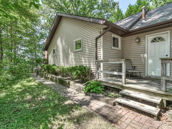 91032 Bluff Dr, Marcellus, MI 49067
