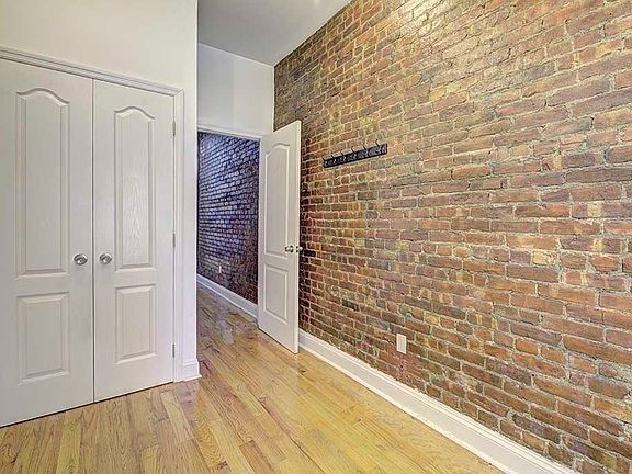 3rd image of 203 E 14th St #5A