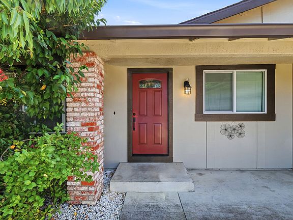 5th image of 3273 Prescott Way