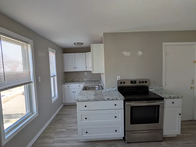 27 McKinley Rd — Photo 11