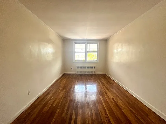 196 E 57th St #2 — Photo 3