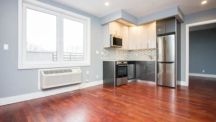 Rented by Nooklyn NYC LLC | media 27
