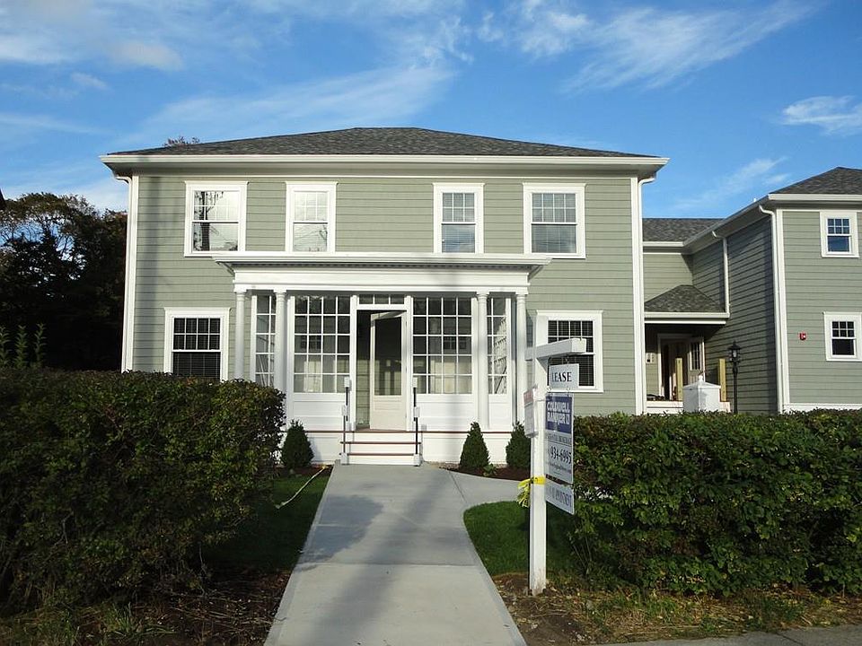 1st image of 137 Court St Unit 10