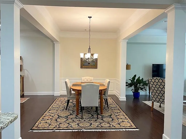 5527 Parkerton Ln — Photo 6