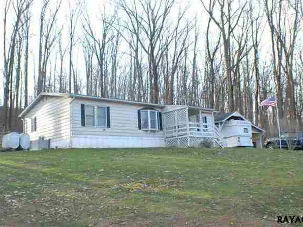 8962 Maple Grove Rd, Abbottstown, PA 17301