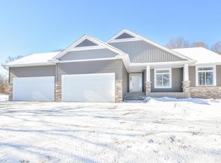 19388 Arrowhead St NW, Oak Grove, MN 55011