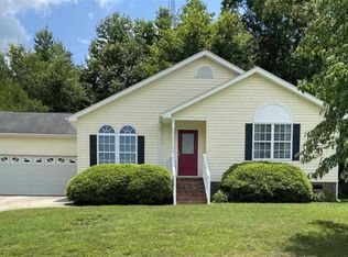18 Luray Dr, Greenville, SC 29617