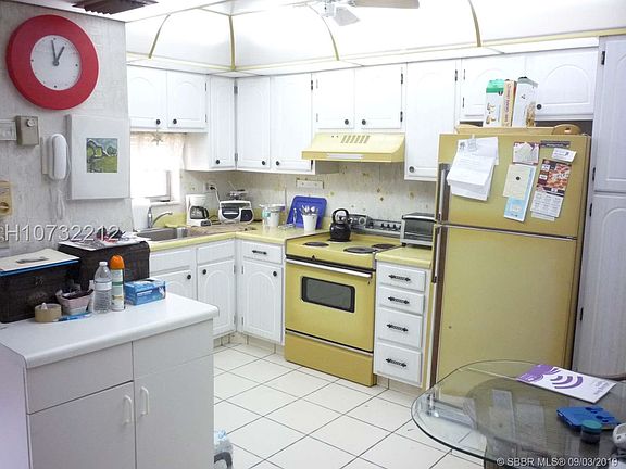 3rd image of 8911 S Hollybrook Blvd APT 207