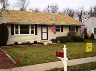 7 N Rose Ln, West Berlin, NJ 08091