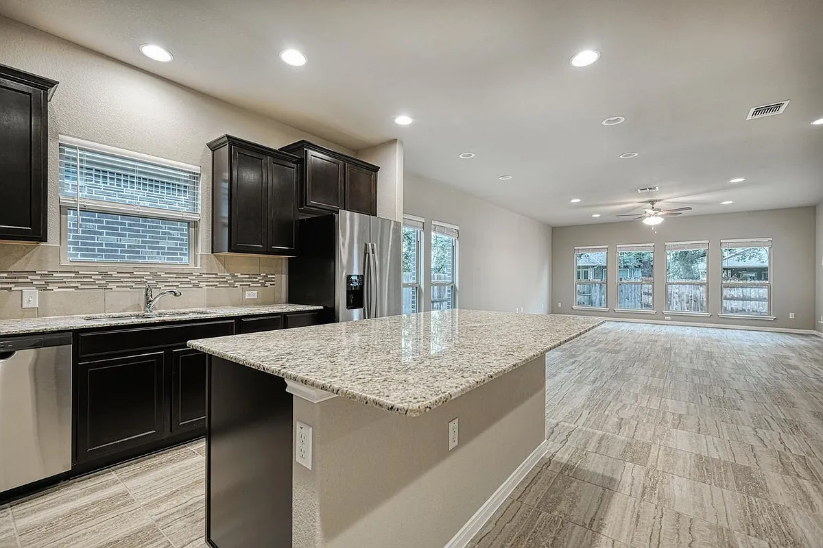 Building Photo - 113 San View Dr