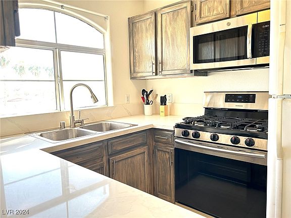 4th image of 4428 W Lake Mead Blvd Unit 201