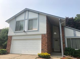 42415 Park Ridge Rd, Novi, MI 48375